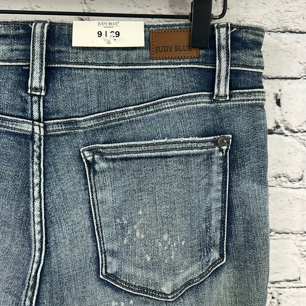JUDY BLUE Skinny Fit High-Waisted Distressed Denim Jeans 9/29 Light Blue *NWT* - Picture 8 of 11